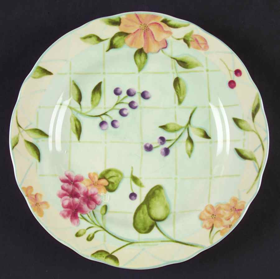 Garden Trellis Salad Plate by Noble Excellence-1
