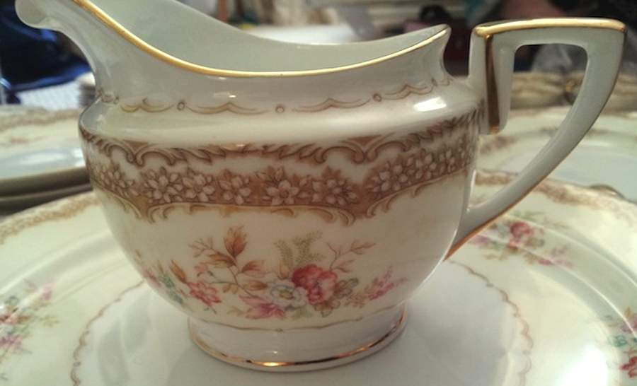 N2147 Creamer by Noritake-1