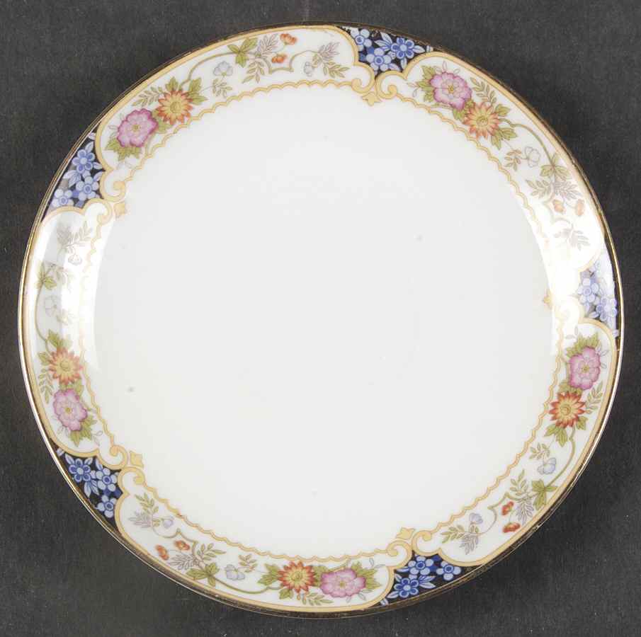 The Magenta Saucer by Noritake-1