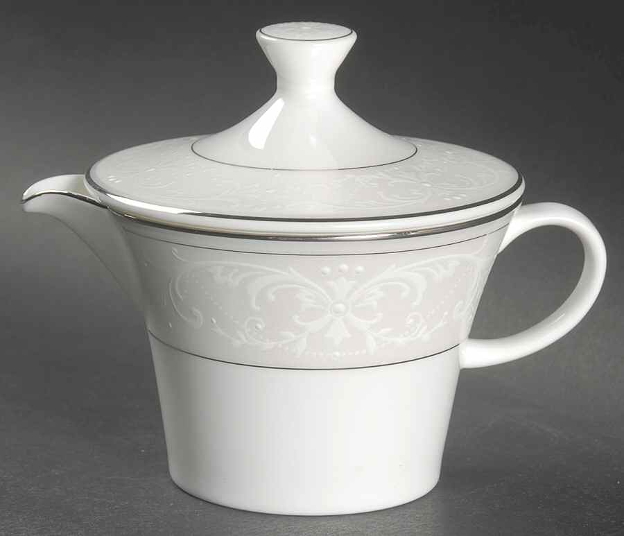 Pearl Symphony Creamer & Lid by Nikko-1