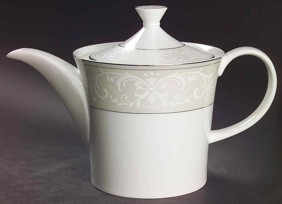 Pearl Symphony Tea/Coffee Pot & Lid by Nikko-1