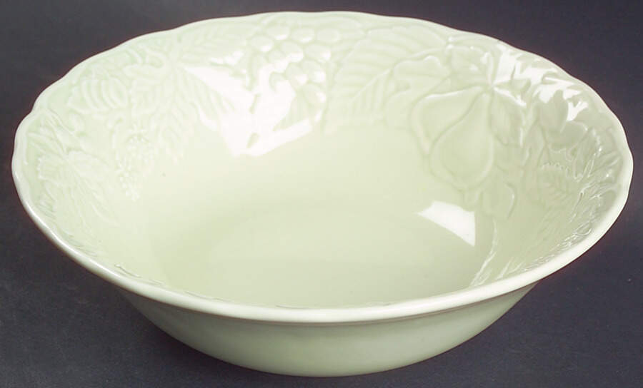 Woodbury Meadow Green Fruit/Cereal Bowl by Nikko-1