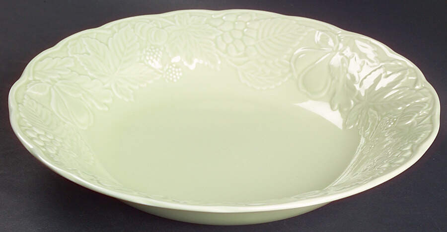 Woodbury Meadow Green 9" Soup/Pasta Bowl by Nikko-1