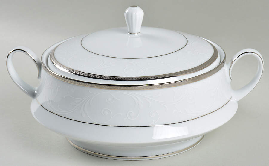 Regina Platinum Round Covered Vegetable by Noritake-1