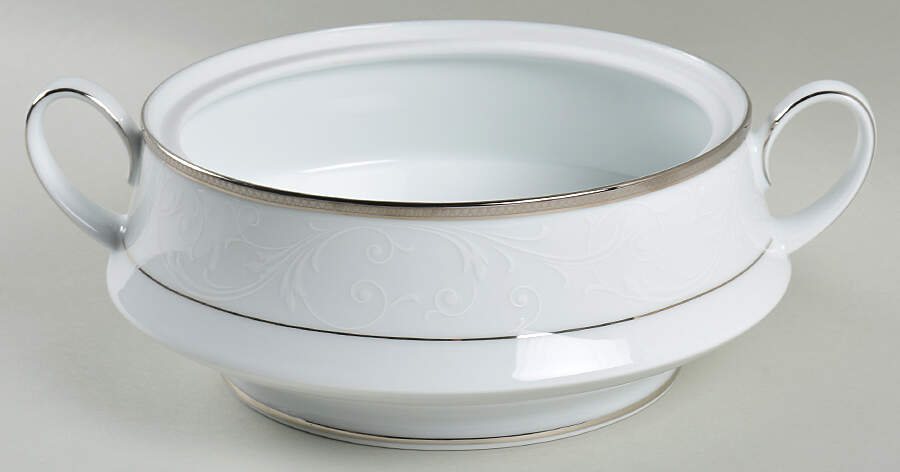 Regina Platinum Round Vegetable No Lid by Noritake-1