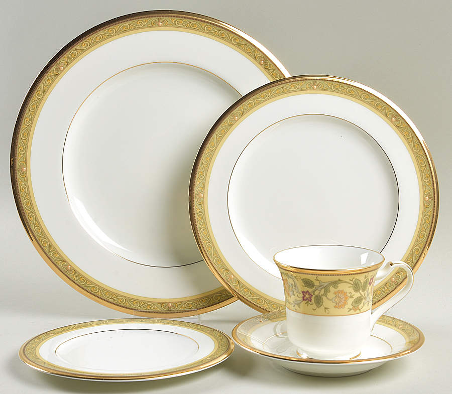 Golden Pageantry 5 Piece Place Setting by Noritake-1