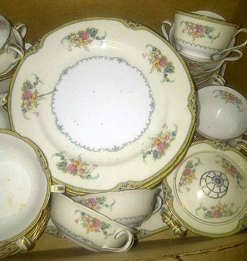 N2209 Footed Cup by Noritake-1