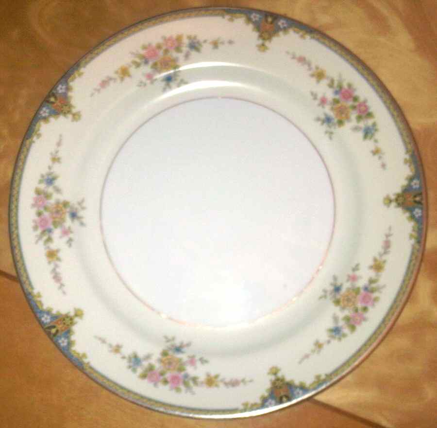 N2220 Dinner Plate by Noritake-1