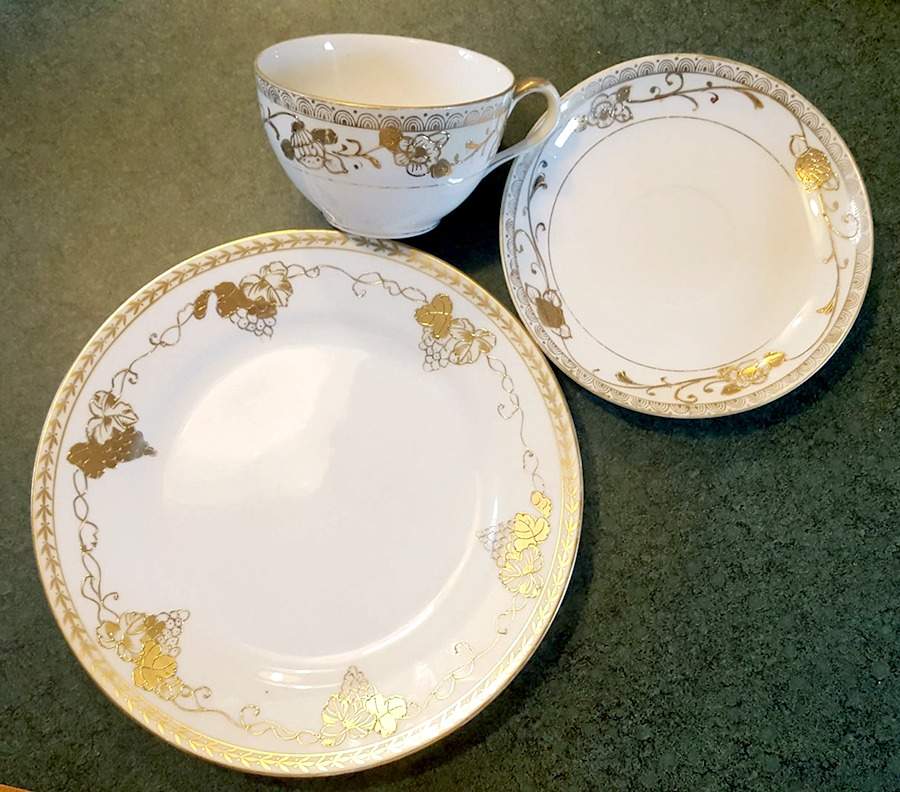 N2299 Flat Cup & Saucer Set by Noritake-1