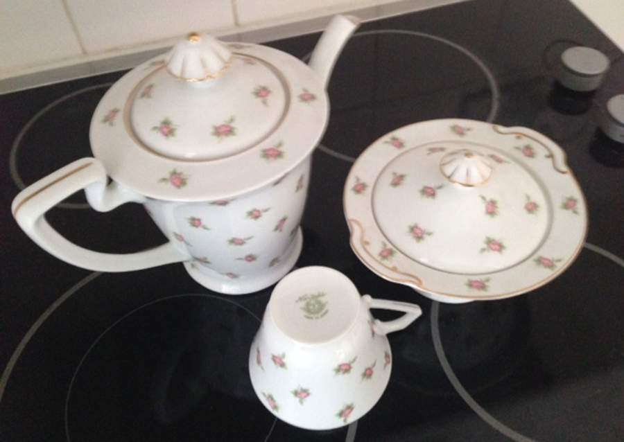 N2329 Teapot & Lid by Noritake-1