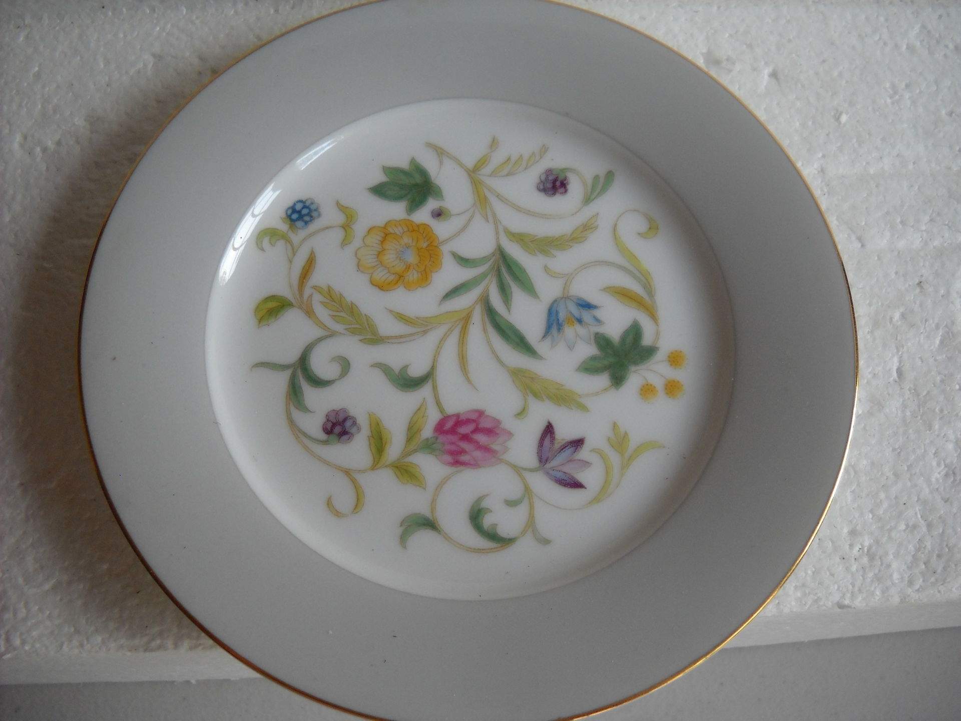 N2353 Dinner Plate by Noritake-1