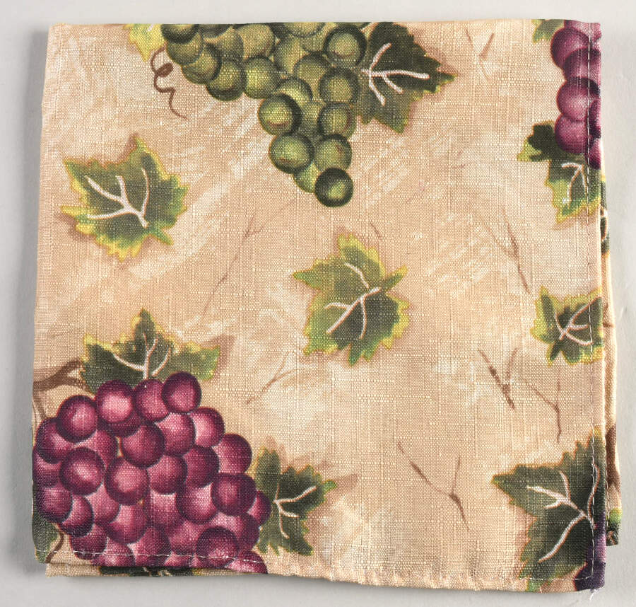 Meritage Cloth Napkin Ring by Noble Excellence-1