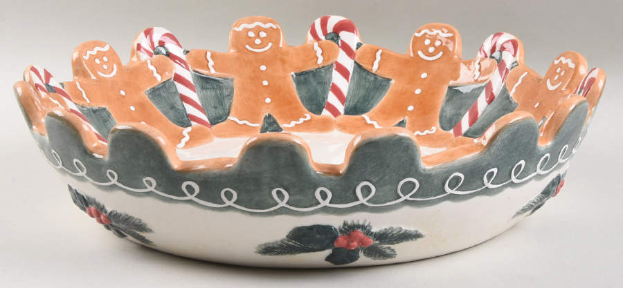 Gingerbread Centerpiece by Noble Excellence-1