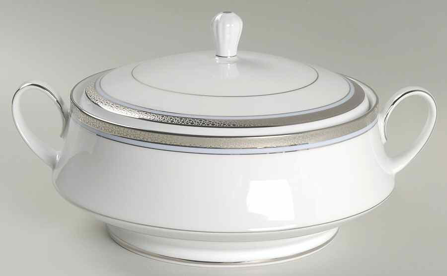 Piedmont Platinum Round Covered Vegetable by Noritake-1