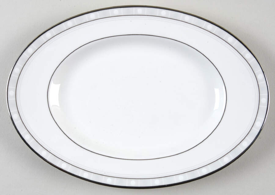 Aria Platinum Underplate for Gravy Boat by Noritake-1