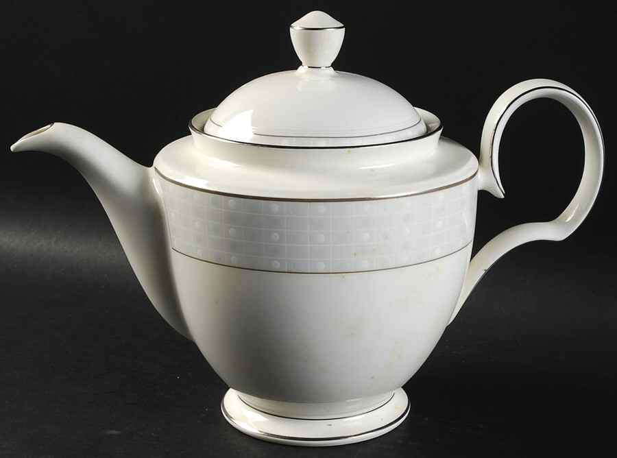 Aria Platinum Tea/Coffee Pot & Lid by Noritake-1