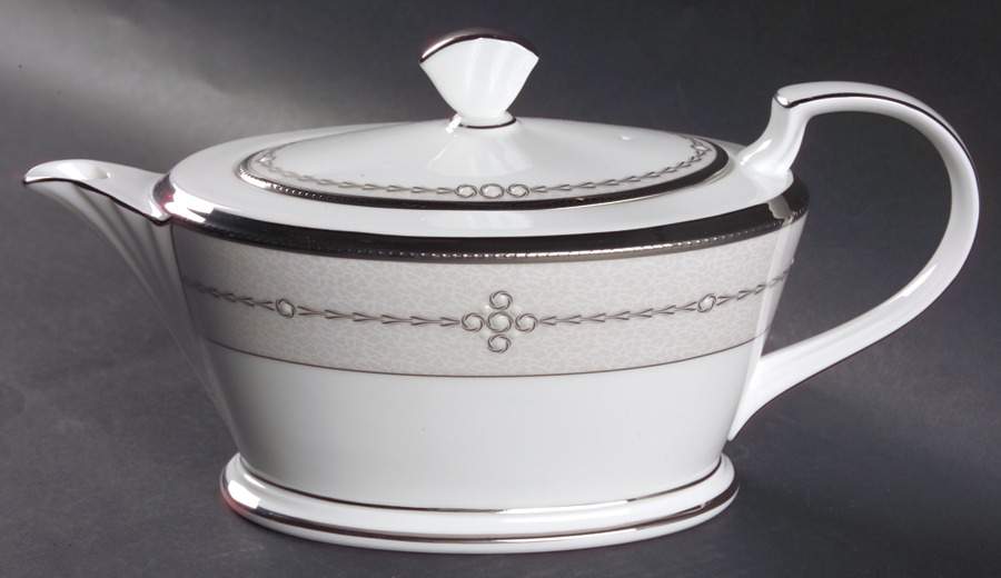 Pearl Luxe Teapot & Lid by Noritake-1