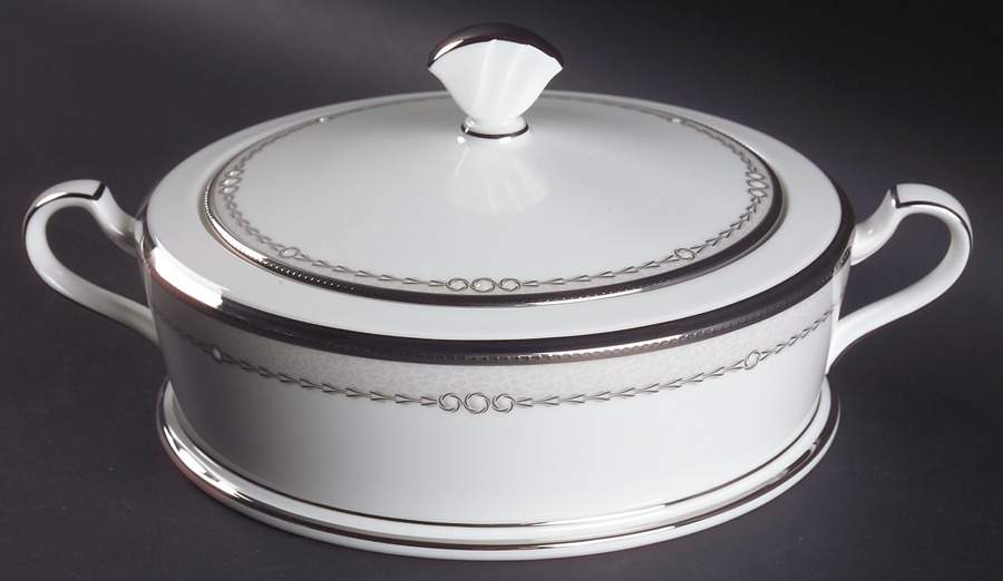 Pearl Luxe Round Covered Vegetable by Noritake-1