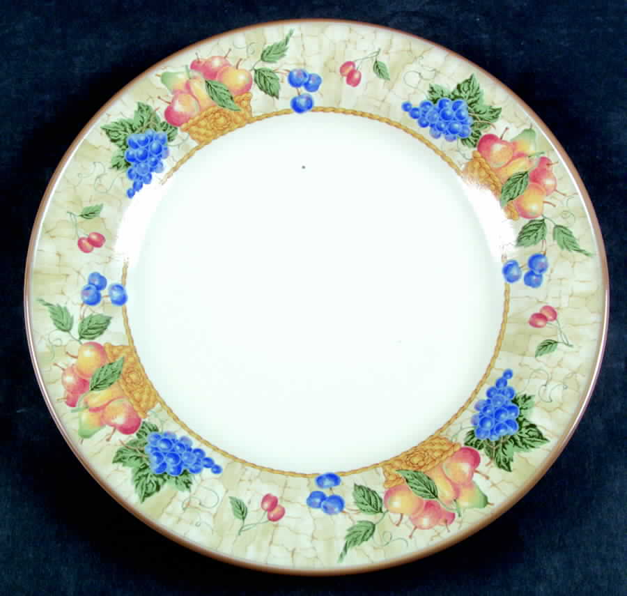 Villa Grove Dinner Plate by Noritake-1