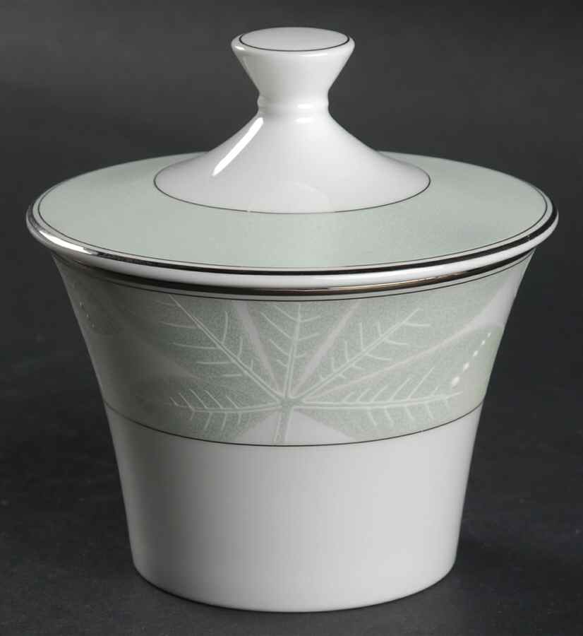 Les Feuilles Sugar Bowl & Lid by Nikko-1