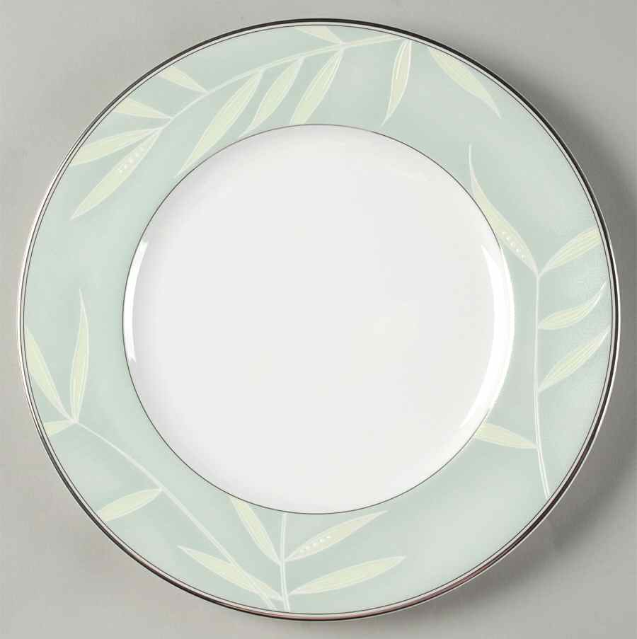 Les Feuilles Accent Luncheon Plate by Nikko-1