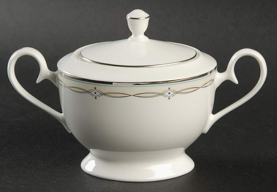 Blue Star Sapphire Sugar Bowl & Lid by Nikko-1