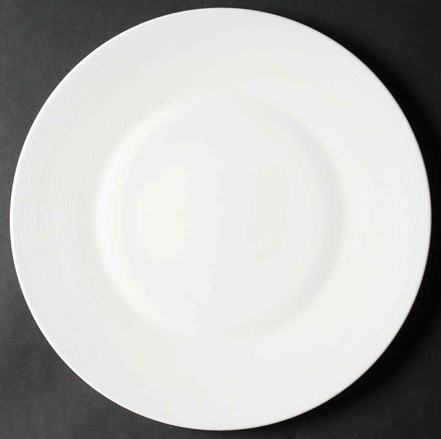 Kensington 11" Chop Plate (Round Platter) by Nikko-1