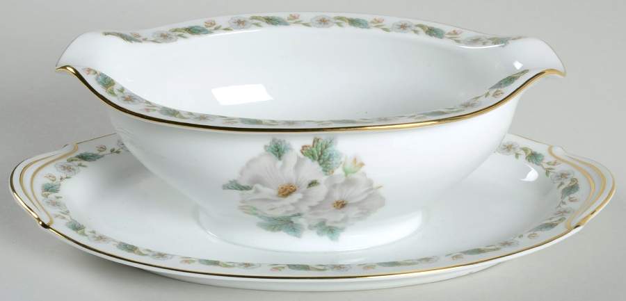 N2432 Gravy Boat with Attached Underplate by Noritake-1