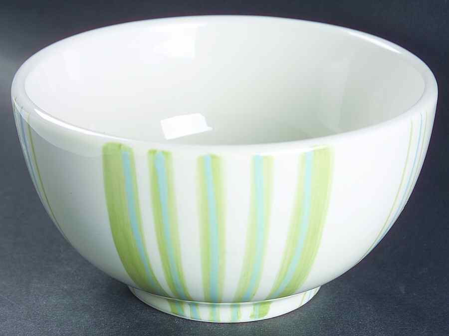 Pistachio Vanilla Coupe Cereal Bowl by Noble Excellence-1