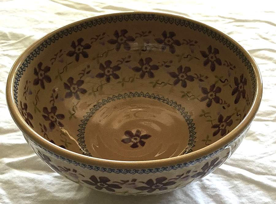 Clematis 9" Salad Serving Bowl by Nicholas Mosse-1