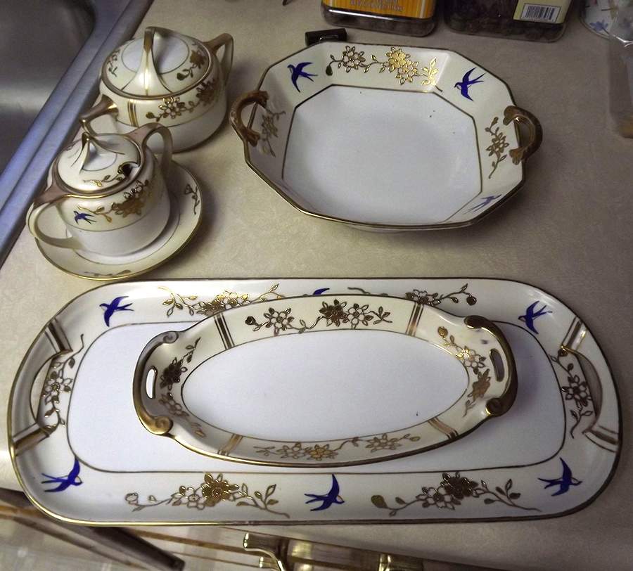 N2461 Sugar Bowl & Lid by Noritake-1