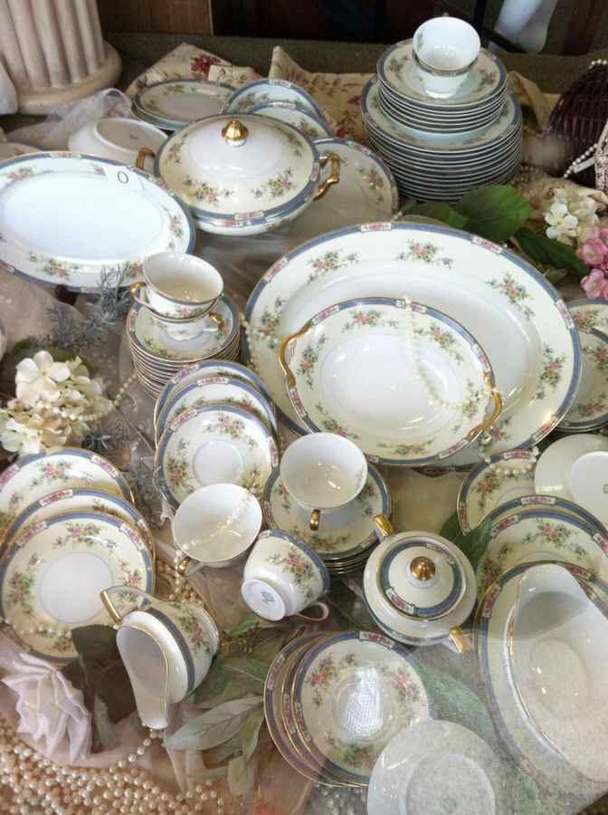 N2469 14" Oval Serving Platter by Noritake-1