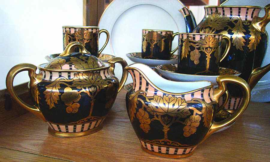 N2669 Sugar Bowl & Lid by Noritake-1