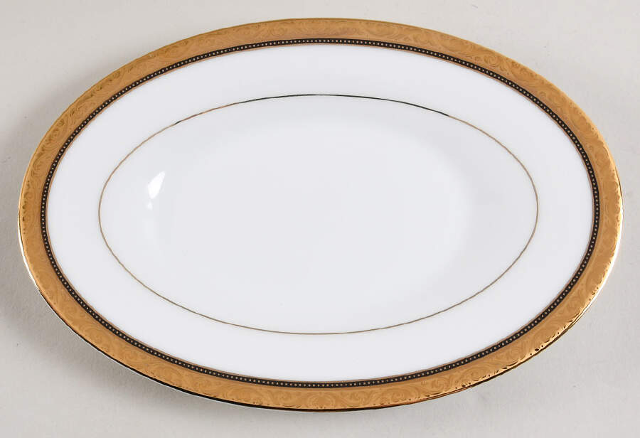 Regent Gold Underplate for Gravy Boat by Noritake-1