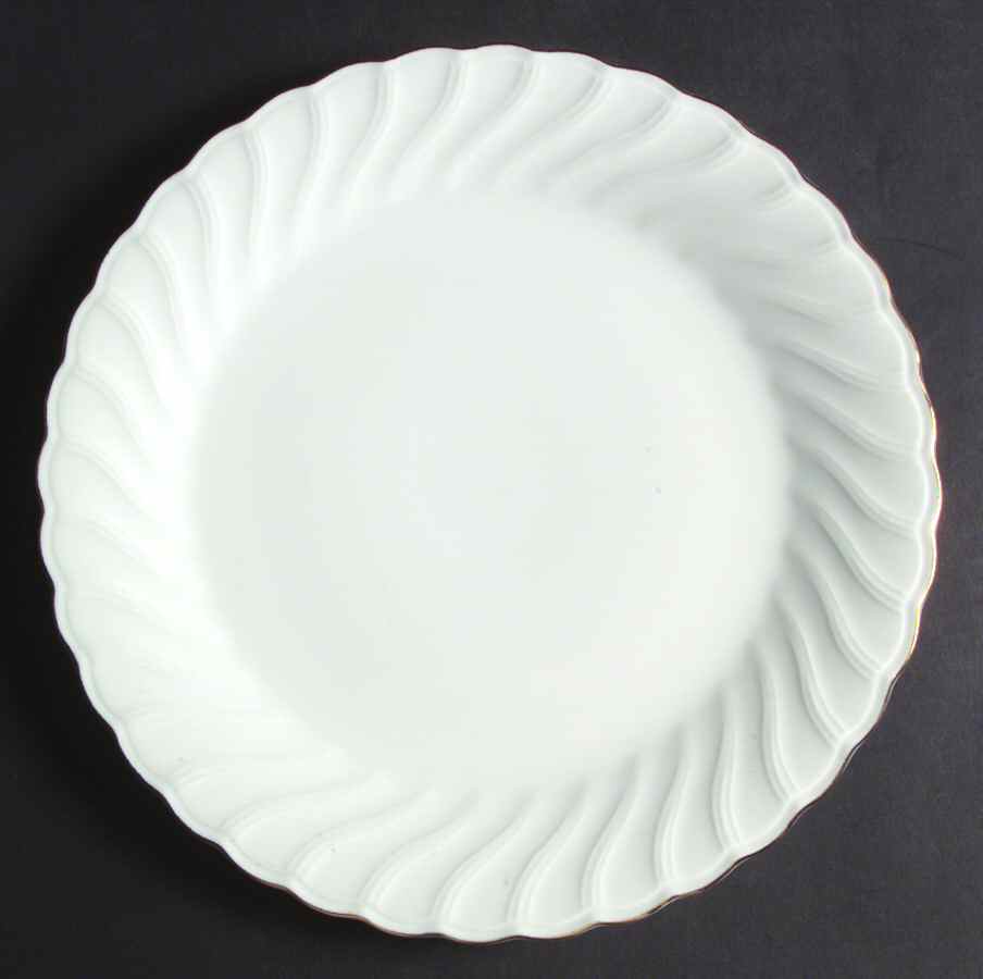 La Seine (Gold Trim) Dinner Plate by Nichinan-1