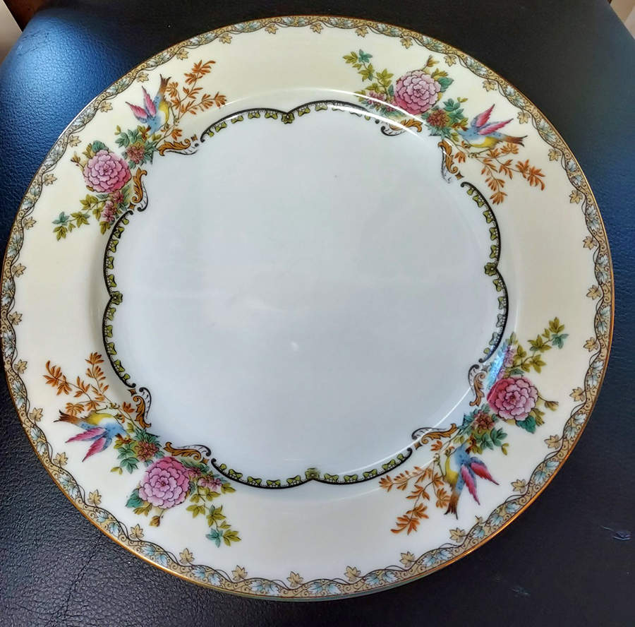 N4367 Dinner Plate by Noritake-1