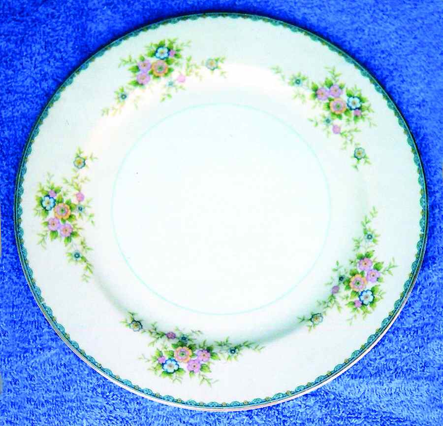 N2510 Dinner Plate by Noritake-1