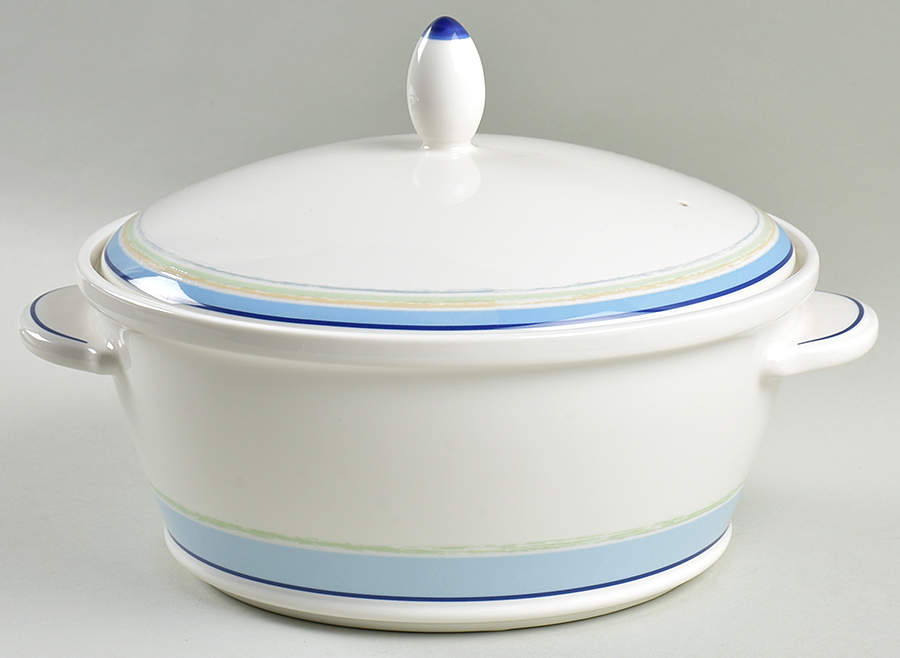 Java Blue Swirl 2 Qt Round Covered Casserole by Noritake-1