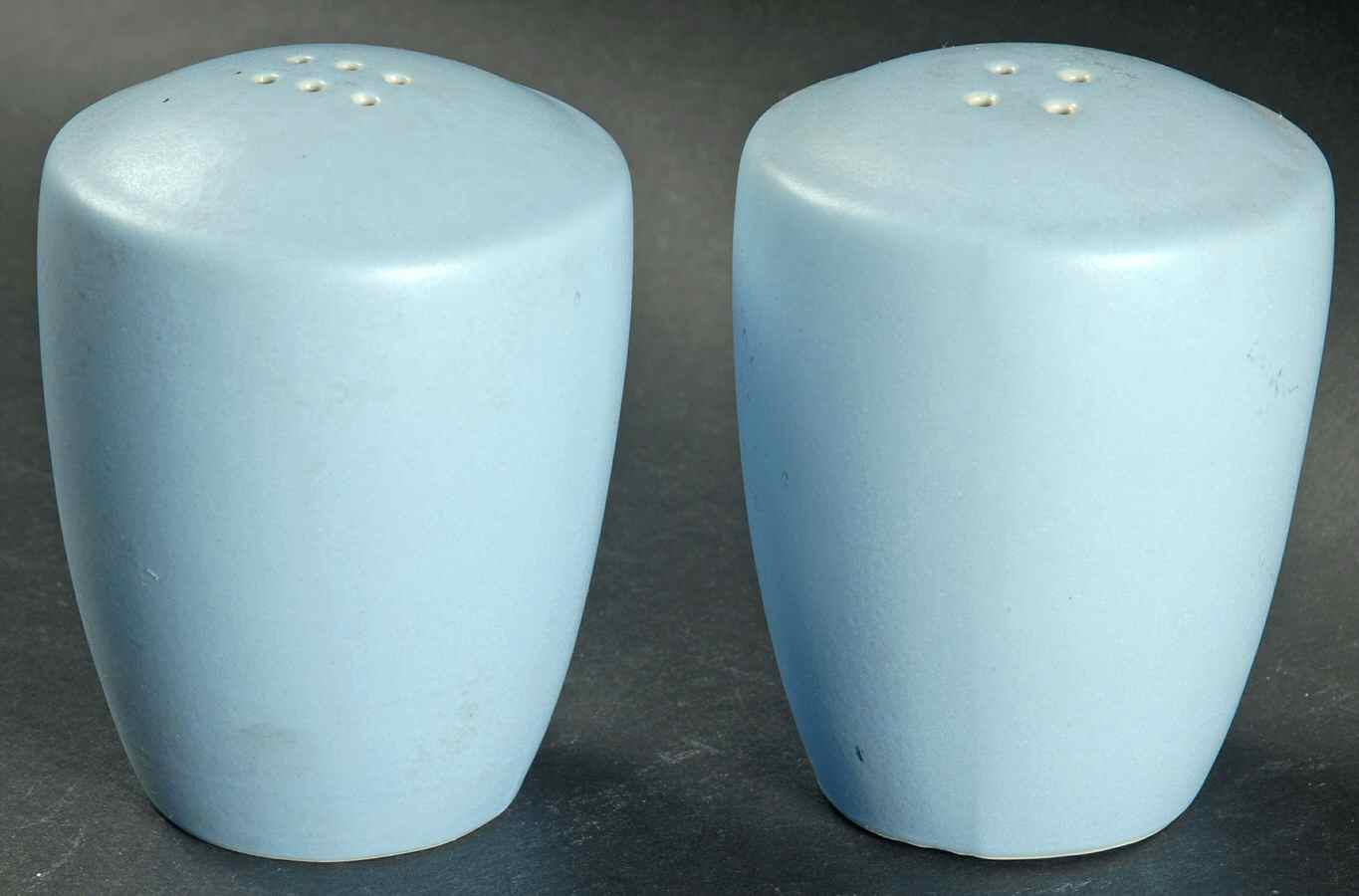 Colorwave Sky Salt & Pepper Set by Noritake-1