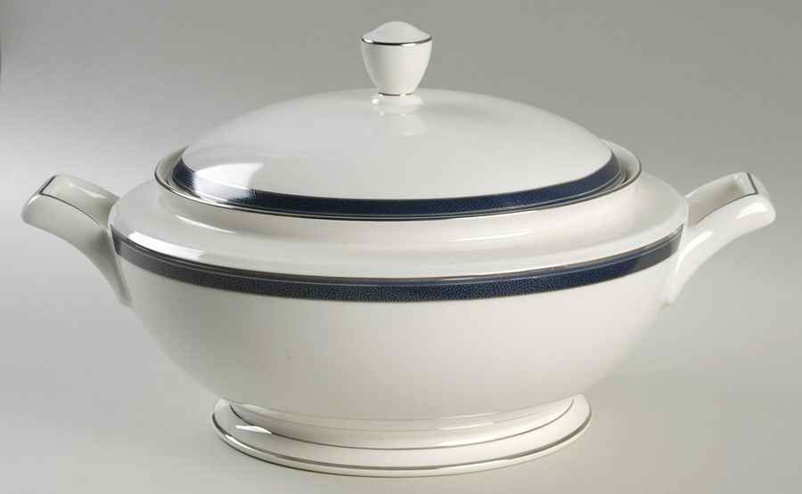 Stardust Platinum Round Covered Vegetable by Noritake-1