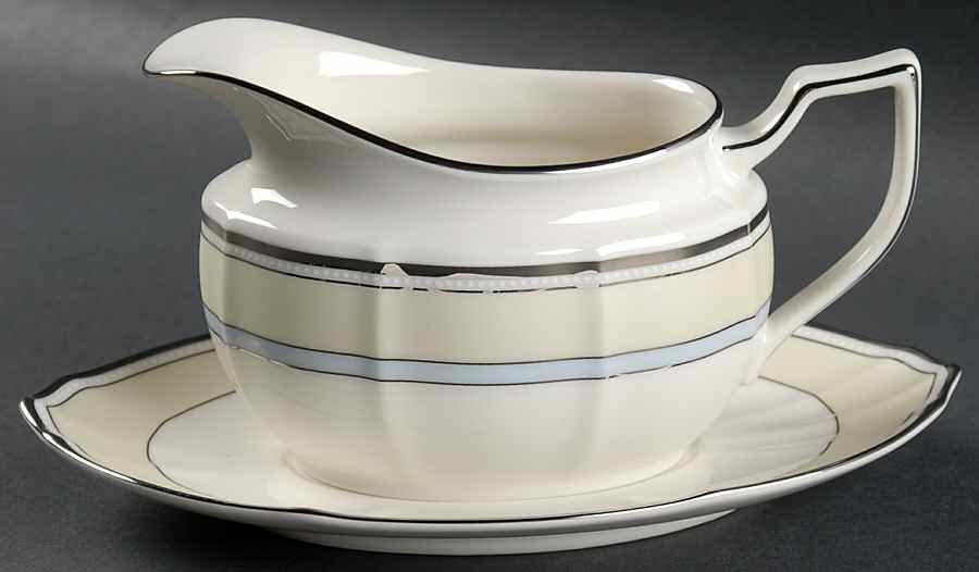 Centura Cream Gravy Boat & Underplate by Noritake-1
