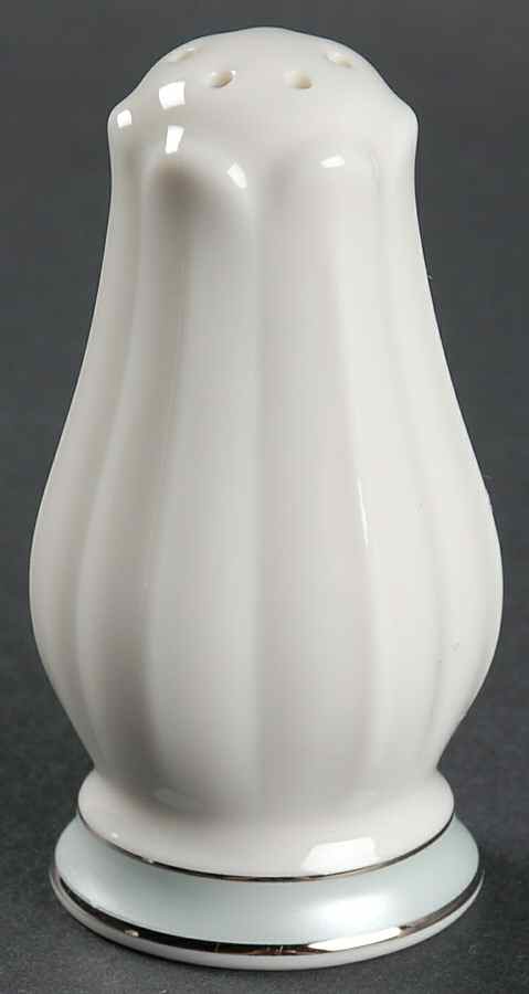 Centura Green Salt Shaker by Noritake-1