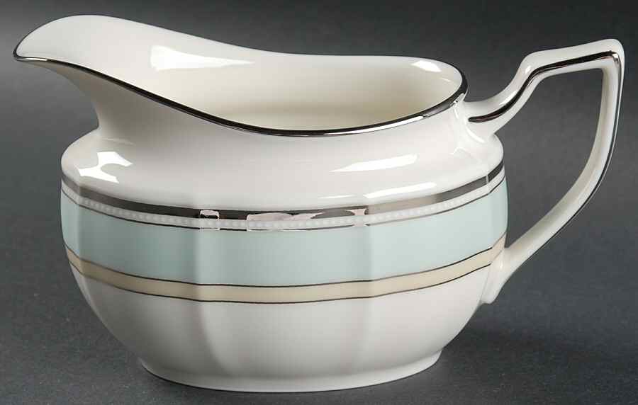 Centura Green Gravy Boat by Noritake-1