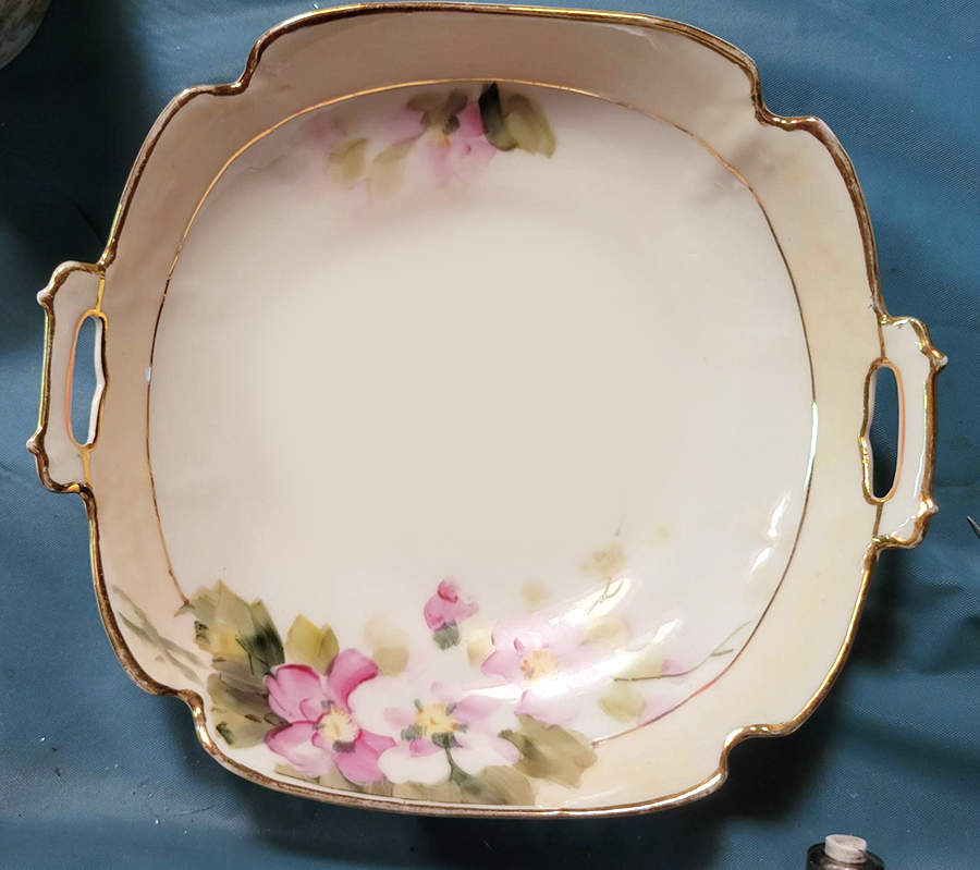 N4617 9" Handled Square Bon Bon by Noritake-1