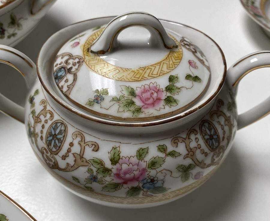 N2732 Sugar Bowl & Lid by Noritake-1