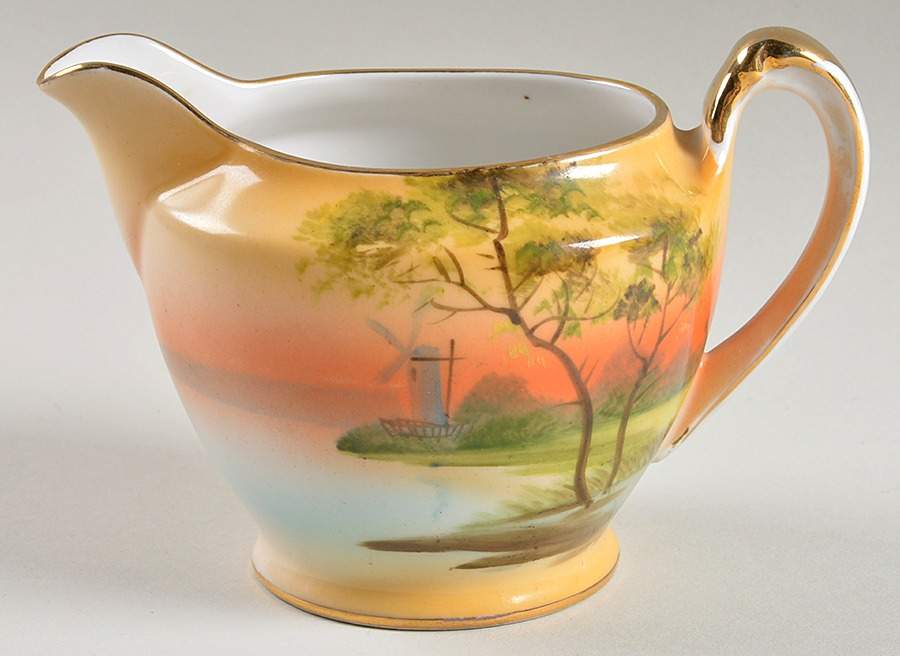 N2740 Creamer by Noritake-1