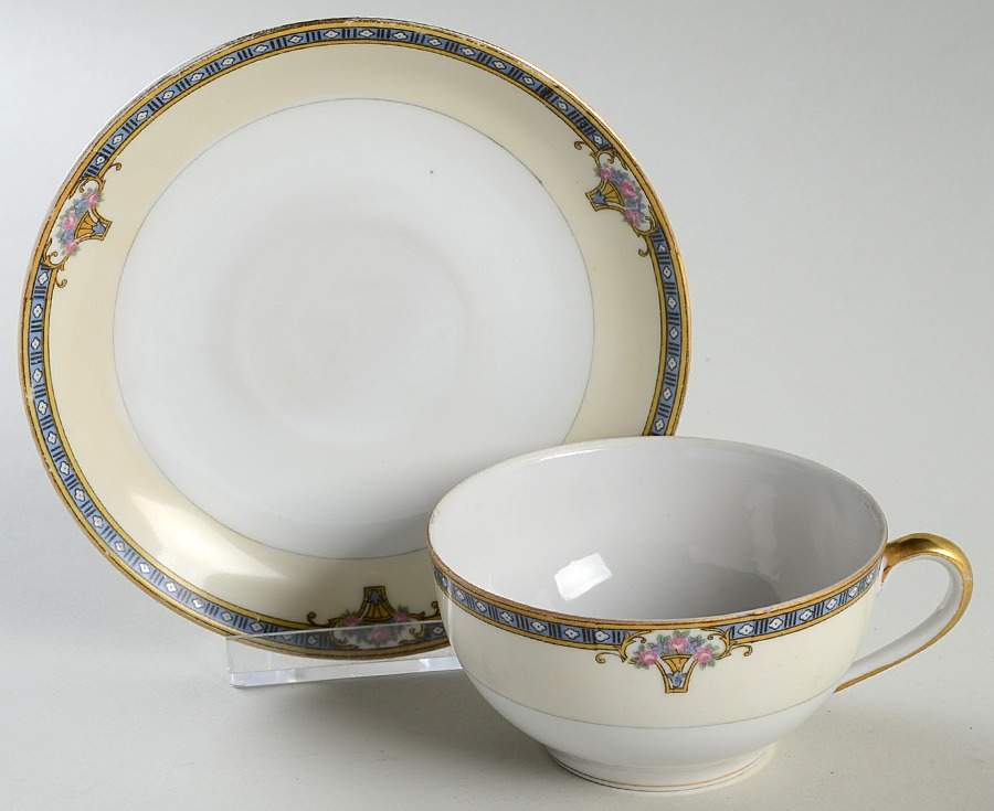 N2577 Flat Cup & Saucer Set by Noritake-1