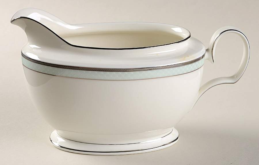 Willowmere Gravy Boat by Noritake-1