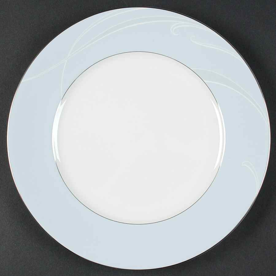 Pearl Crescent Dinner Plate by Nikko-1