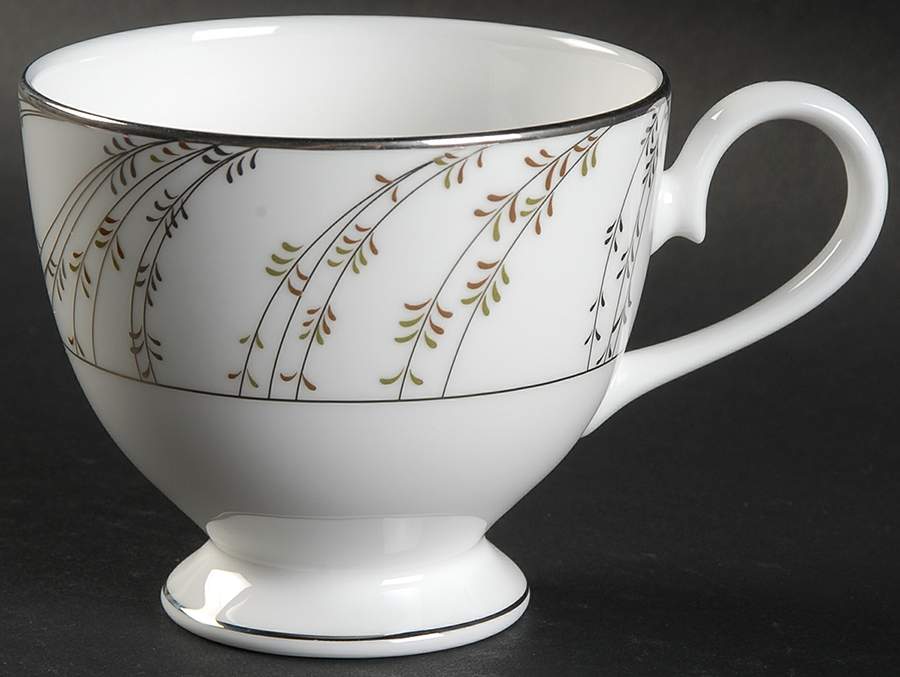 Pure Grace Footed Cup by Nikko-1